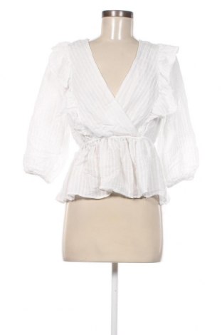 Γυναικεία μπλούζα ONLY, Μέγεθος S, Χρώμα Λευκό, Τιμή 11,86 €