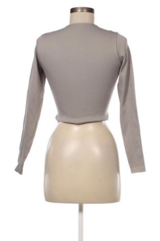 Damen Shirt Out From Under, Größe M, Farbe Grau, Preis € 4,00