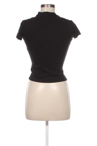 Дамска блуза Pull&Bear, Размер M, Цвят Черен, Цена 6,82 лв.