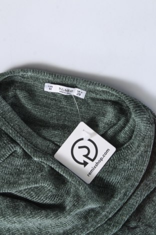Γυναικεία μπλούζα Pull&Bear, Μέγεθος M, Χρώμα Πράσινο, Τιμή 2,70 €