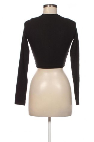 Γυναικεία μπλούζα Pull&Bear, Μέγεθος S, Χρώμα Μαύρο, Τιμή 15,98 €