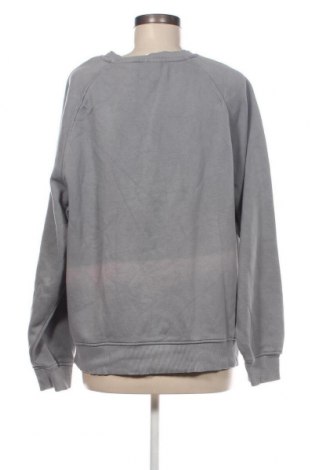 Damen Shirt Pull&Bear, Größe S, Farbe Grau, Preis 4,47 €