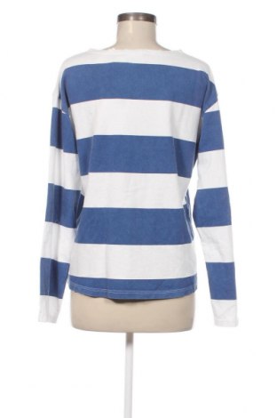 Damen Shirt Pull&Bear, Größe M, Farbe Blau, Preis 15,98 €