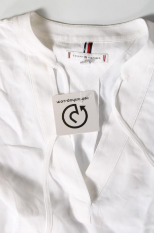 Дамска блуза Tommy Hilfiger, Размер S, Цвят Бял, Цена 161,00 лв.