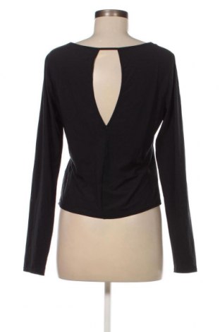 Дамска блуза Under Armour, Размер M, Цвят Черен, Цена 34,00 лв.