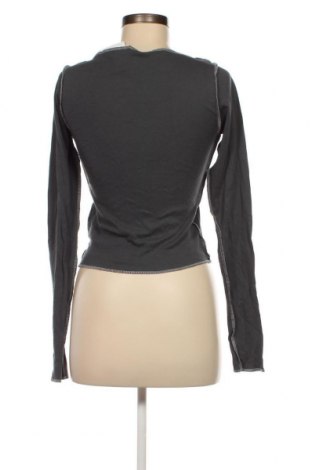 Дамска блуза Urban Outfitters, Размер M, Цвят Сив, Цена 30,80 лв.