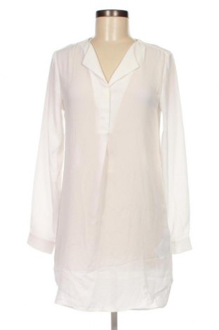 Γυναικεία μπλούζα VILA, Μέγεθος XS, Χρώμα Λευκό, Τιμή 11,86 €