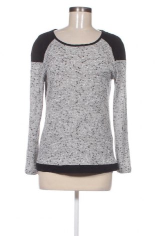 Damen Shirt Vero Moda, Größe S, Farbe Grau, Preis 5,40 €