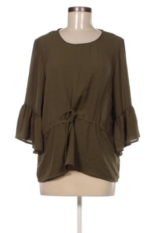 Дамска блуза Vero Moda, Размер M, Цвят Зелен, Цена 5,60 лв.