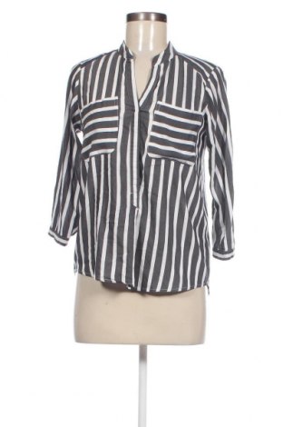 Γυναικεία μπλούζα Vero Moda, Μέγεθος XS, Χρώμα Πολύχρωμο, Τιμή 2,47 €