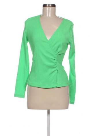 Γυναικεία μπλούζα Vero Moda, Μέγεθος M, Χρώμα Πράσινο, Τιμή 14,12 €