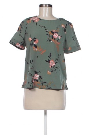 Дамска блуза Vero Moda, Размер XS, Цвят Зелен, Цена 20,70 лв.
