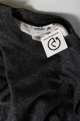 Γυναικεία μπλούζα Weekday, Μέγεθος S, Χρώμα Ασημί, Τιμή 8,33 €