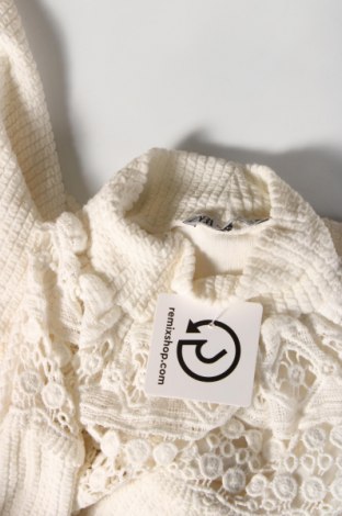 Γυναικεία μπλούζα Zara, Μέγεθος S, Χρώμα Λευκό, Τιμή 13,82 €