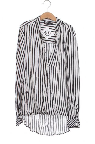 Damen Shirt Zara Trafaluc, Größe XS, Farbe Weiß, Preis 2,90 €