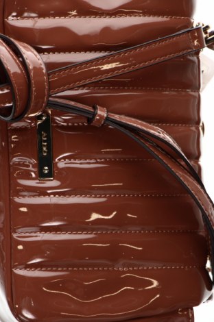 Дамска чанта Aldo, Цвят Кафяв, Цена 57,83 лв.
