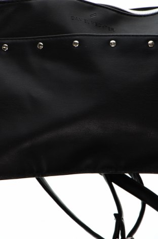 Дамска чанта Daniel Hechter, Цвят Черен, Цена 50,70 лв.