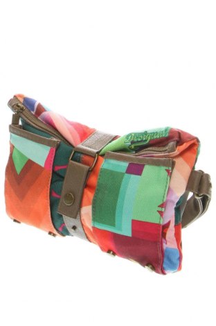 Дамска чанта Desigual, Цвят Многоцветен, Цена 68,00 лв.