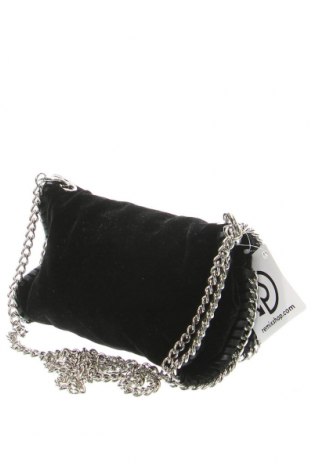 Дамска чанта Gina Tricot, Цвят Черен, Цена 25,65 лв.