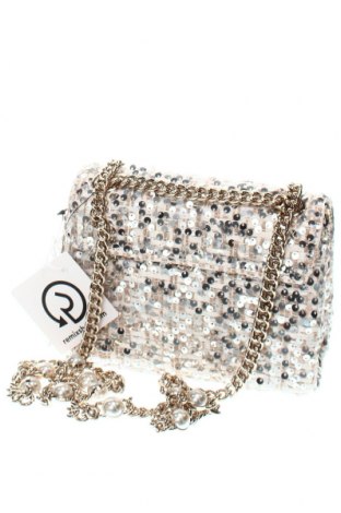 Damentasche Guess, Farbe Silber, Preis € 136,60
