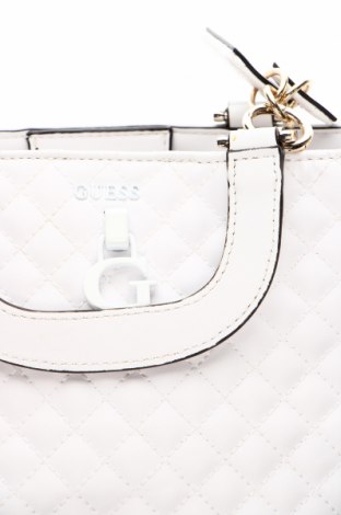 Γυναικεία τσάντα Guess, Χρώμα Λευκό, Τιμή 109,28 €