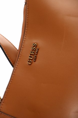 Damentasche Guess, Farbe Braun, Preis 136,60 €