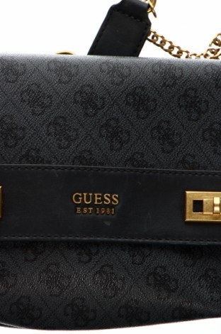 Γυναικεία τσάντα Guess, Χρώμα Γκρί, Τιμή 81,96 €