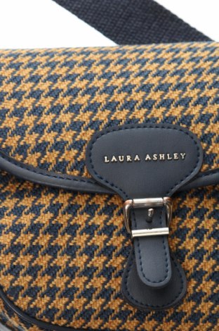 Дамска чанта Laura Ashley, Цвят Многоцветен, Цена 55,00 лв.