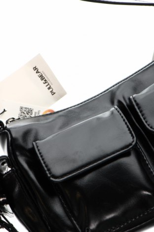 Γυναικεία τσάντα Pull&Bear, Χρώμα Μαύρο, Τιμή 15,98 €