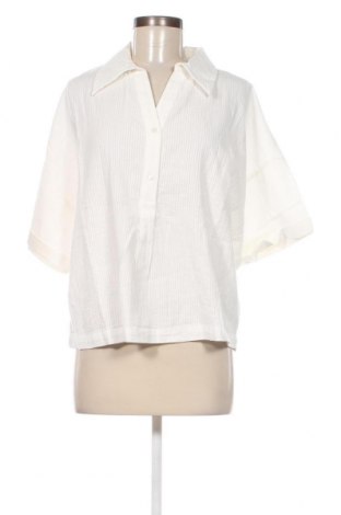 Дамска риза Pieces, Размер XL, Цвят Бял, Цена 46,00 лв.