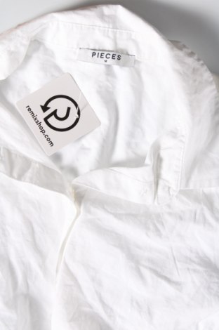 Γυναικείο πουκάμισο Pieces, Μέγεθος M, Χρώμα Λευκό, Τιμή 5,84 €