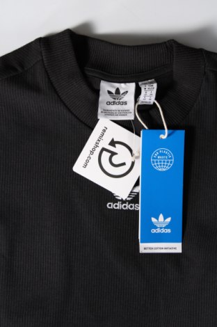 Дамска тениска Adidas Originals, Размер XXS, Цвят Черен, Цена 37,20 лв.