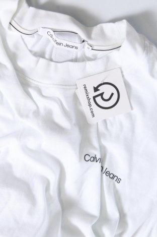 Γυναικείο t-shirt Calvin Klein Jeans, Μέγεθος M, Χρώμα Λευκό, Τιμή 31,96 €