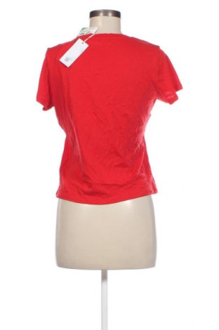 Γυναικείο t-shirt Guess, Μέγεθος M, Χρώμα Κόκκινο, Τιμή 37,11 €