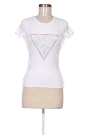 Дамска тениска Guess, Размер XS, Цвят Бял, Цена 43,20 лв.
