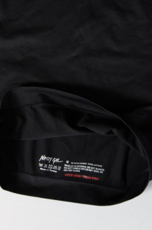Γυναικείο t-shirt Nasty Gal, Μέγεθος M, Χρώμα Μαύρο, Τιμή 18,56 €