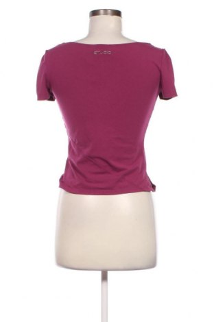 Dámské tričko Nike, Velikost M, Barva Fialová, Cena  342,00 Kč
