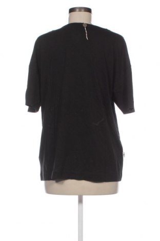 Дамска тениска PUMA, Размер M, Цвят Черен, Цена 34,10 лв.