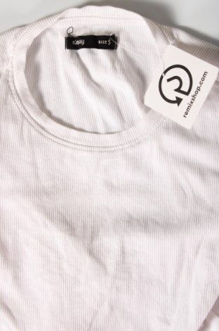 Damen T-Shirt Sinsay, Größe S, Farbe Weiß, Preis 6,65 €