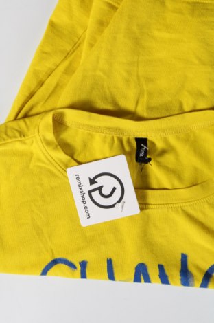 Γυναικείο t-shirt Sinsay, Μέγεθος S, Χρώμα Κίτρινο, Τιμή 6,68 €
