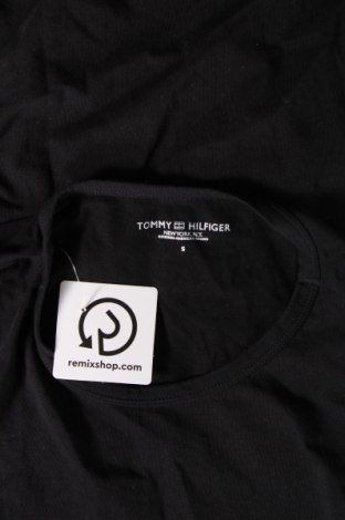 Дамска тениска Tommy Hilfiger, Размер S, Цвят Черен, Цена 33,93 лв.