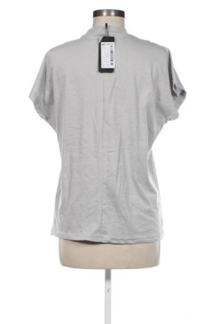 Дамска тениска Trendyol, Размер M, Цвят Сив, Цена 36,00 лв.
