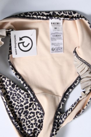 Damen-Badeanzug Shiwi, Größe M, Farbe Mehrfarbig, Preis 22,16 €
