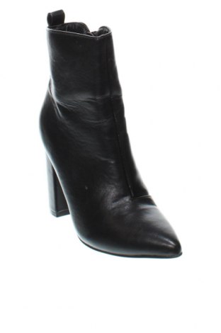 Dámské boty , Velikost 36, Barva Černá, Cena  748,00 Kč