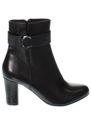 Dámské boty  Caprice, Velikost 36, Barva Černá, Cena  1 371,00 Kč