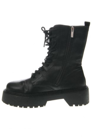 Damen Stiefeletten Pull&Bear, Größe 40, Farbe Schwarz, Preis 15,57 €