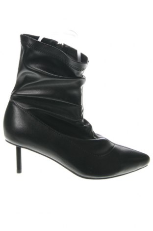 Dámské boty  Raid, Velikost 37, Barva Černá, Cena  558,00 Kč