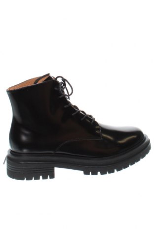 Dámské boty  Shoe The Bear, Velikost 39, Barva Černá, Cena  3 841,00 Kč