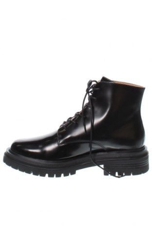 Dámské boty  Shoe The Bear, Velikost 39, Barva Černá, Cena  3 841,00 Kč