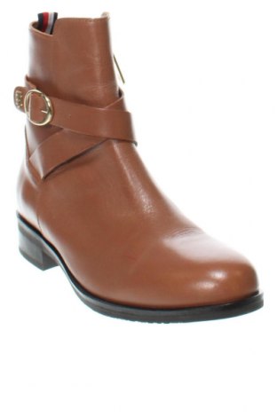 Botine de damă Tommy Hilfiger, Mărime 37, Culoare Maro, Preț 257,96 Lei